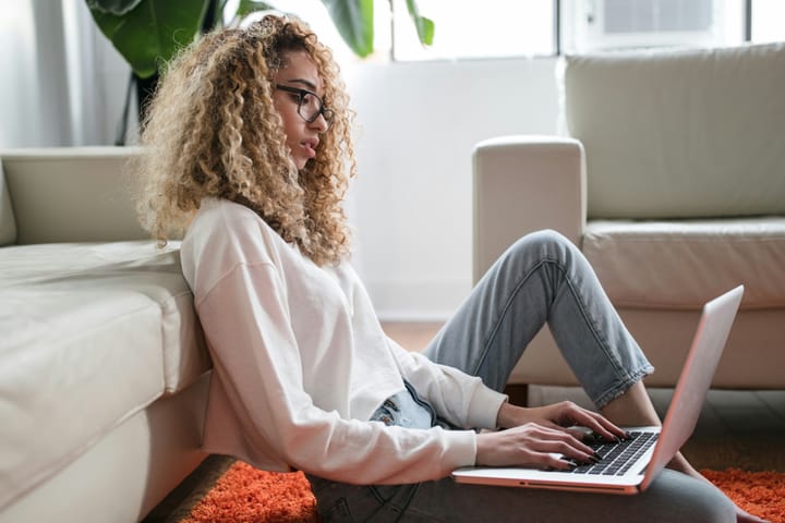 How Long Does It Take to Translate a PowerPoint? --Key Factors and Efficiency Hacks