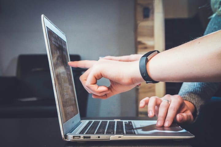 How to Translate PowerPoint Slides from Arabic to English Efficiently